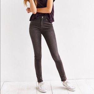 BDG Twig Highrise Black Stone Washed Jeans w zips